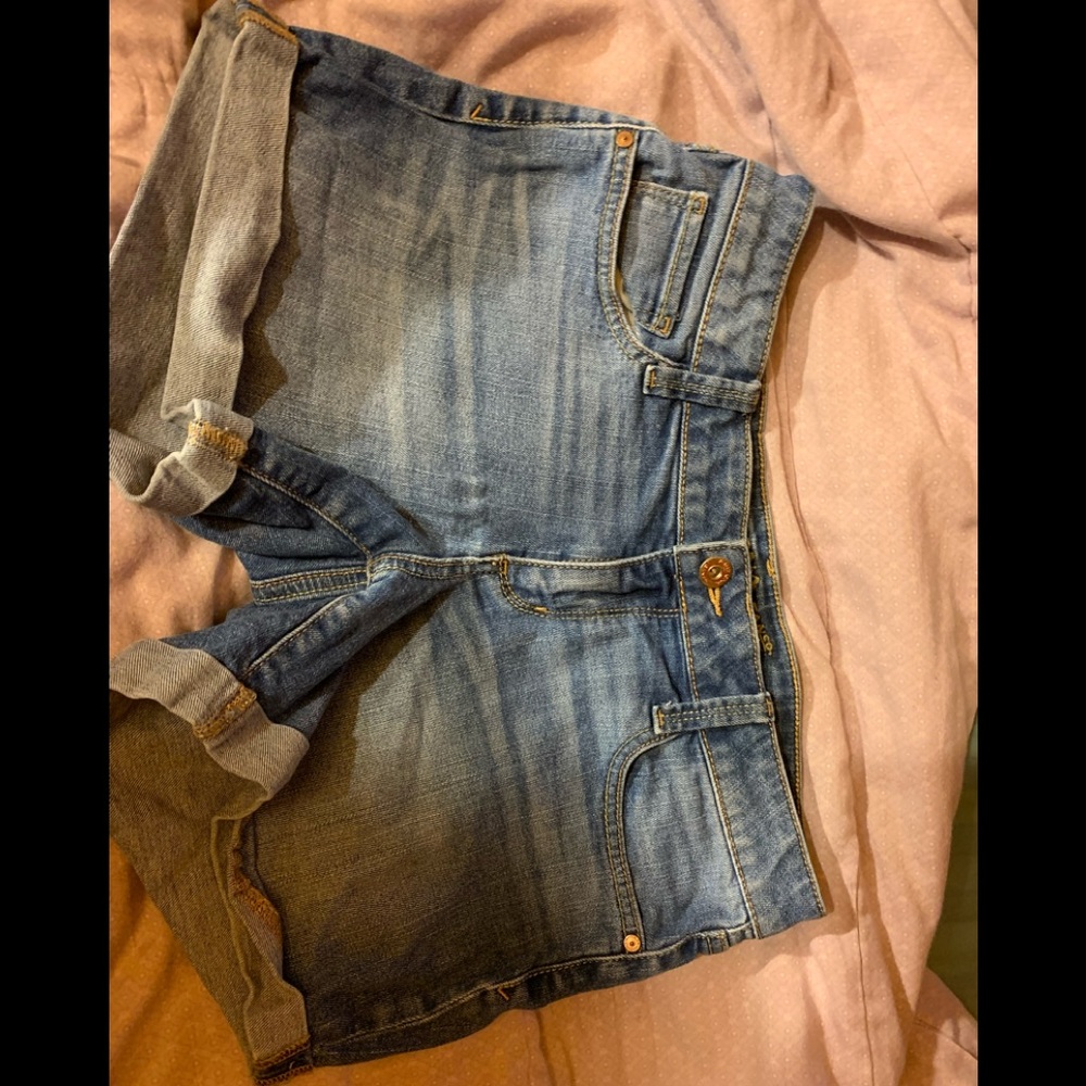 Arizona Jean shorts size 8